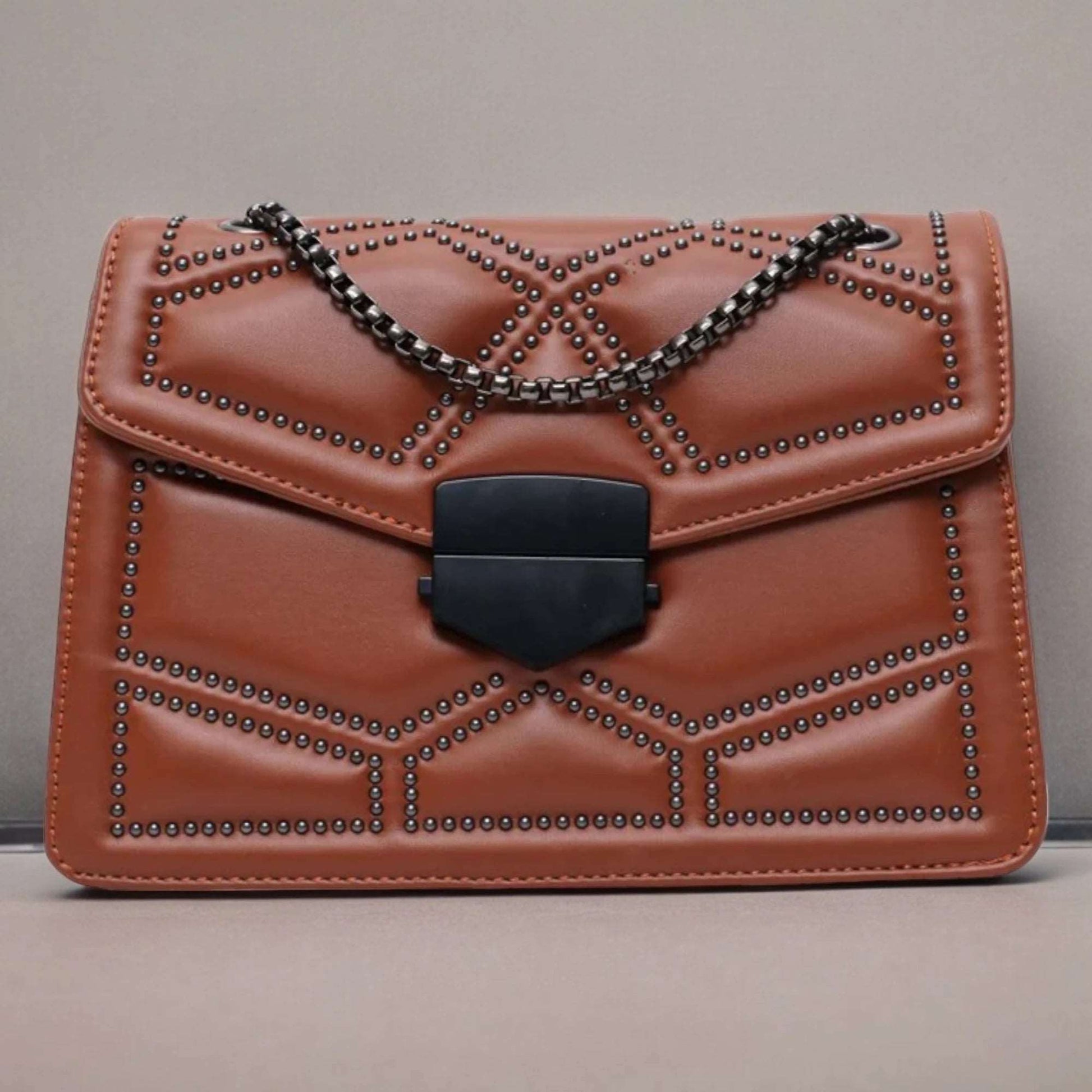 Rivet Chic