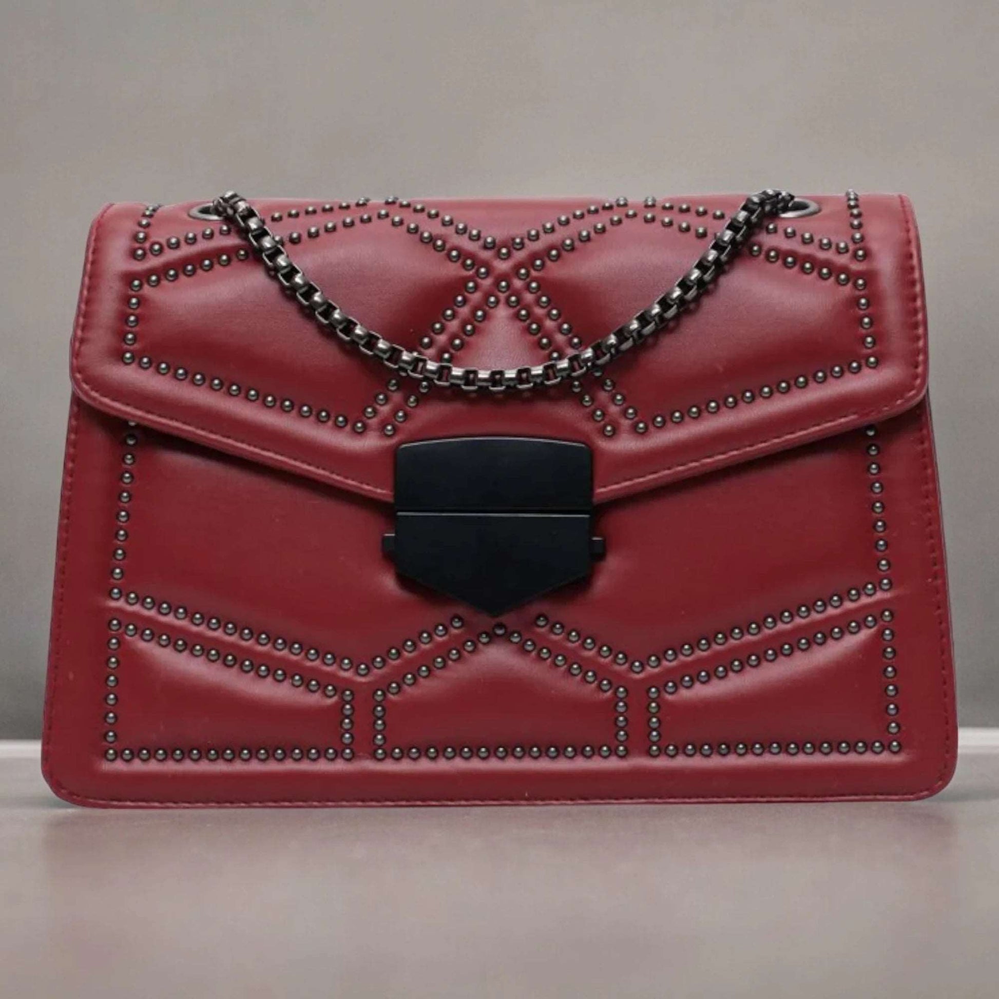 Rivet Chic